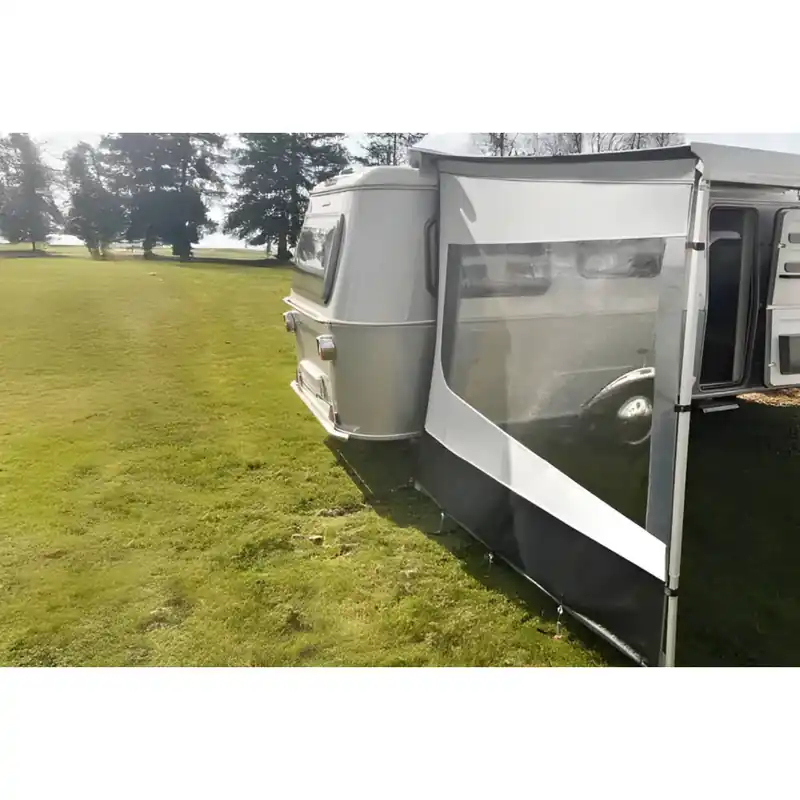 Zertifiziert - Isabella Eriba Touring Wind Side links