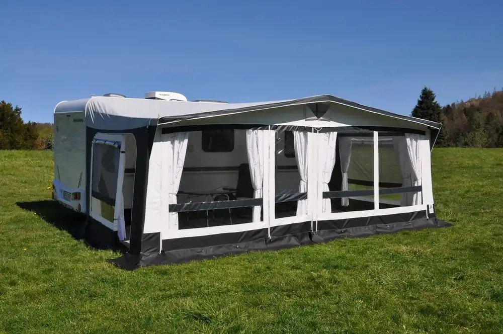Hahn Zelte Reisevorzelt Medulin Gr. 8 Umlaufmaß 946-980 cm Tiefe 250 cm - Zertifiziert