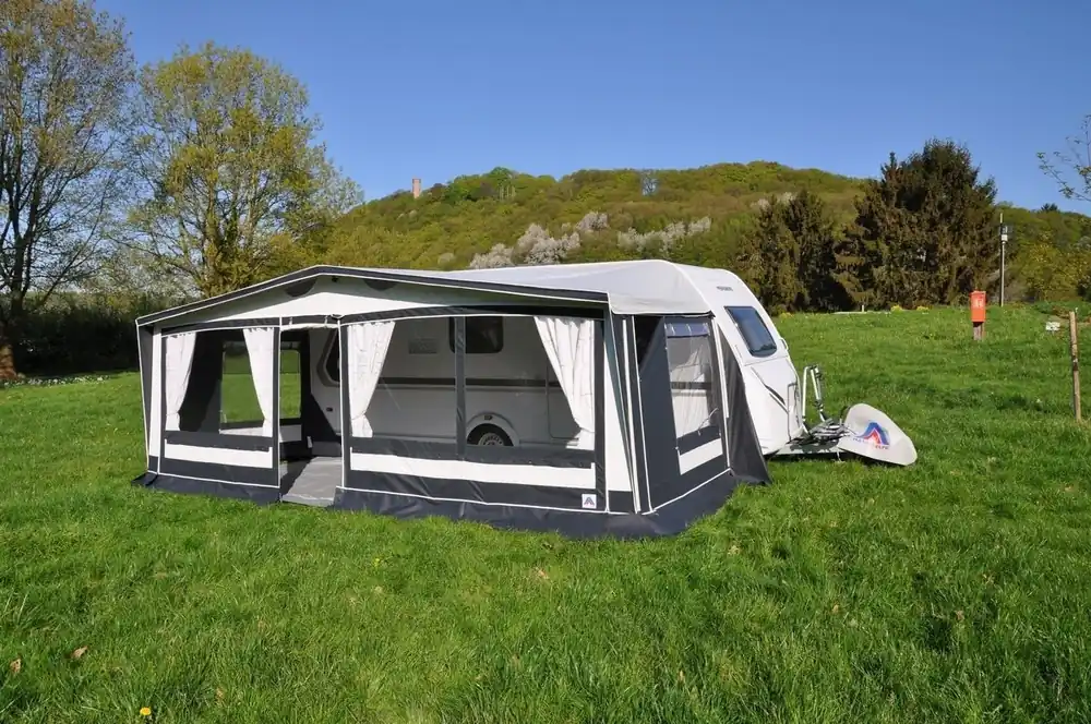 Hahn Zelte Reise- und Saison Vorzelt Roma Gr. 5 Umlaufmaß 841-875 cm Tiefe 240 cm | Beliebt