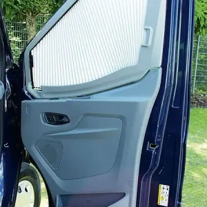 REMIfront IV Seitenscheiben Verdunkelung rechts passend für Ford Transit V363 ab 2014, Farbe grau - Neu verfügbar